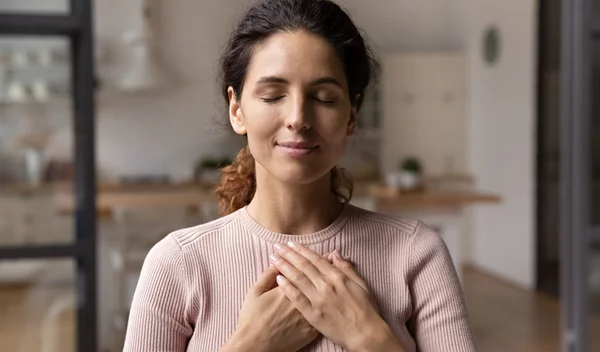 Αυτο-συγχώρεση: 4 τρόποι να συγχωρήσεις τον εαυτό σου