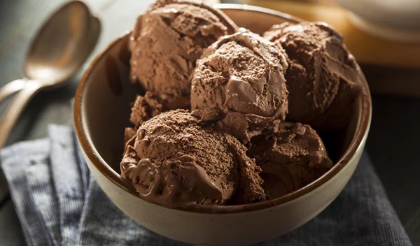 Σπιτικά παγωτά με μαγνήσιο: 4 εύκολες συνταγές για καλύτερο ύπνο, λιγότερο στρες και ανεβασμένη διάθεση