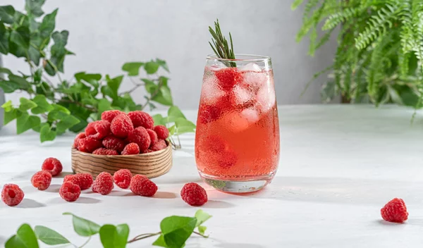 Συνταγή: Δροσιστικό spritzer χωρίς αλκοόλ