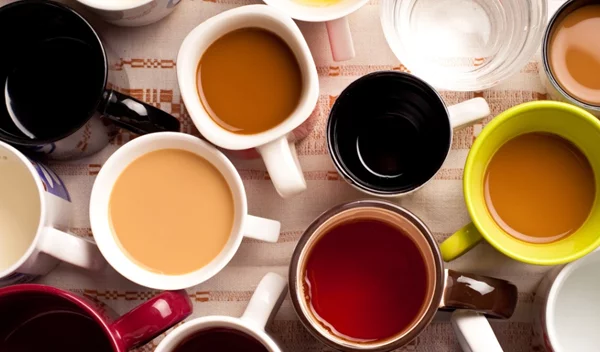 Καφέ ή τσάι; Όποιο κι αν προτιμάς, δες πώς σου κάνει καλό!