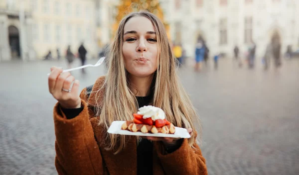 Πώς να κόψω τη ζάχαρη; 3 tricks για να μην νιώσεις ότι την έβγαλες από τη διατροφή σου