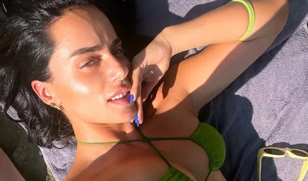 Το μυστικό της Μαρίας Αντωνά για καλλίγραμμα πόδια κρύβεται σε αυτή την άσκηση