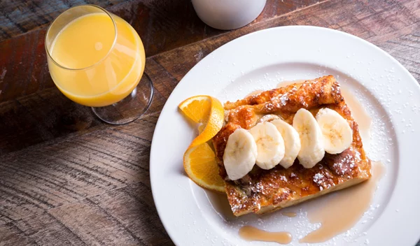 Γαλλικό τοστ: Πώς θα φτιάξεις την υγιεινή εκδοχή του με βρώμη