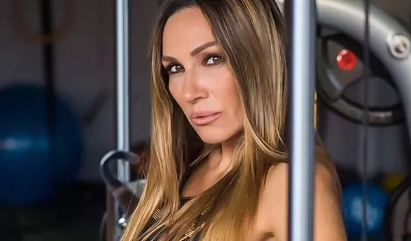 Αντί για καφέ, η Ελένη Πετρουλάκη ξεκινά τη μέρα της με αυτό το energy bowl – Δες τη συνταγή