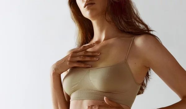 Πρόληψη του καρκίνου του μαστού: Όσα μας λέει ο χειρουργός μαστού