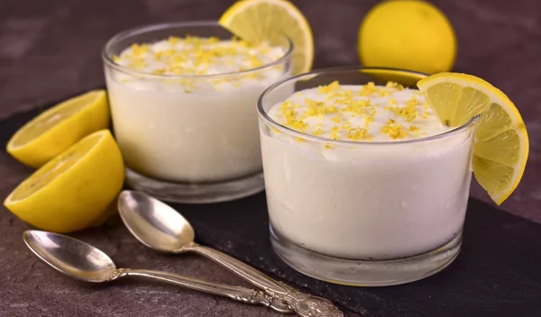 Η πιο εύκολη κρέμα λεμονιού σε ποτηράκι - χωρίς ίχνος ζάχαρης