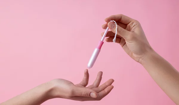 Όσα πρέπει να γνωρίζεις για τα ταμπόν - plus οι ερωτήσεις που ντρέπεσαι να κάνεις