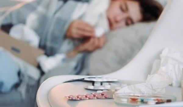 Πόσο σοβαρή είναι η παραλλαγή H3N2 της "σούπερ γρίπης"; - Τα συμπτώματα και πώς θα προστατευτούμε