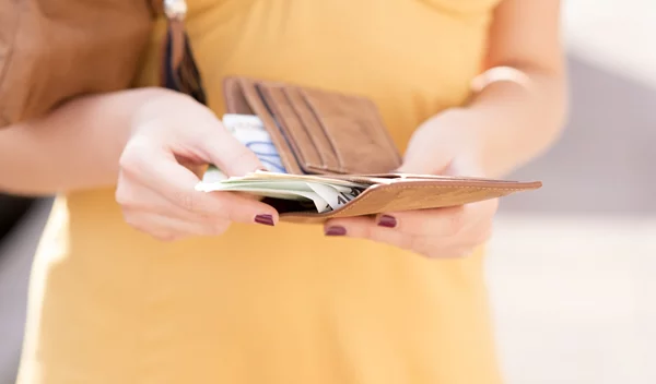 Μήπως η προσωπικότητά σου επηρεάζει τo μισθό σου;