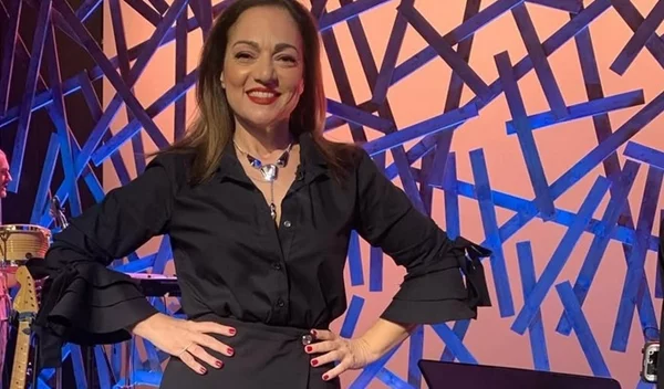 Ελένη Καρακάση: H σχέση της με τη διαλλειματική νηστεία - "Ξυπνάω στις 3 ώρες ύπνου και πεινάω"