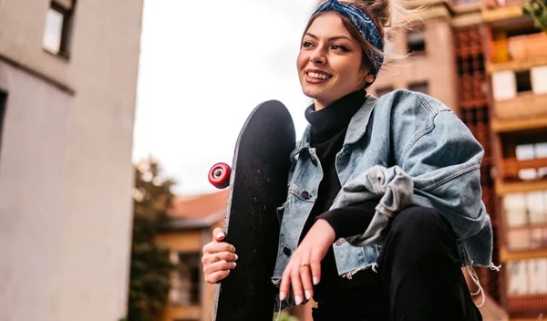 Hair Accessories: Οι 8 τάσεις που πρέπει να υιοθετήσεις φέτος την άνοιξη