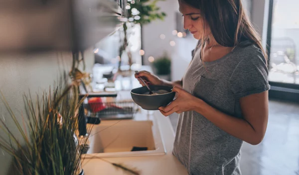 Διατροφικές συνήθειες που θα σου χαρίσουν επίπεδη κοιλιά