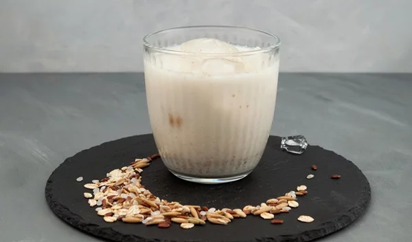 Oatzempic: Το viral ρόφημα βρόμης που υπόσχεται απώλεια βάρους – Τι λένε οι ειδικοί