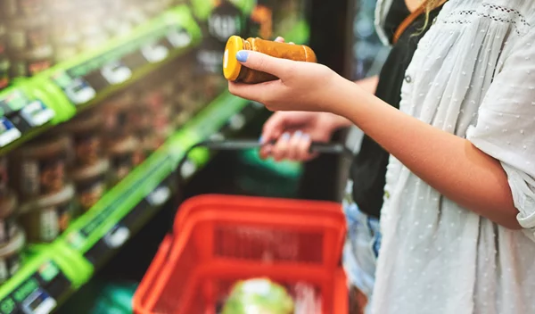 Πώς θα καταλάβεις αν έχει πολύ αλάτι ένα συσκευασμένο προϊόν;