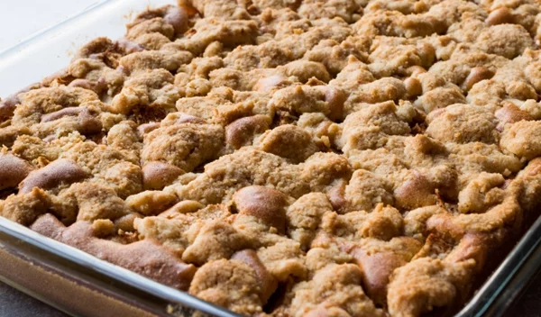 Η πιο ζουμερή μηλόπιτα έχει ελάχιστα υλικά και καθόλου ζάχαρη