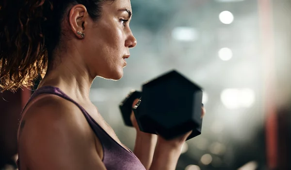 Η καλύτερη άσκηση ενδυνάμωσης που κάνεις χωρίς να το καταλαβαίνεις