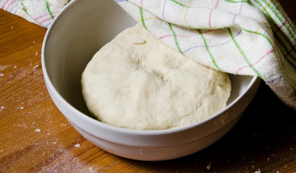 Το μυστικό για να μείνει το προζύμι σου "δυνατό" και αφράτο