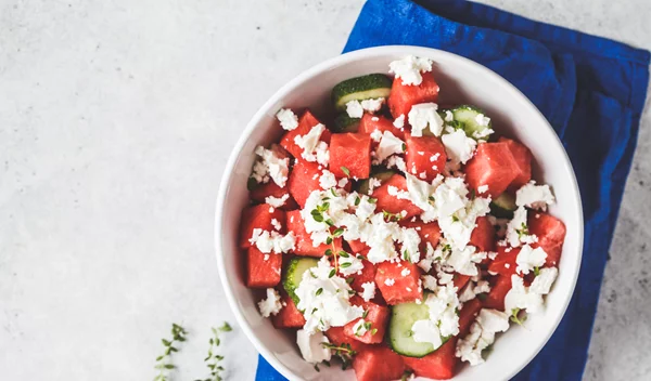 5 ιδέες για να φας τα καλοκαιρινά φρούτα με διαφορετικό (και αλμυρό) τρόπο