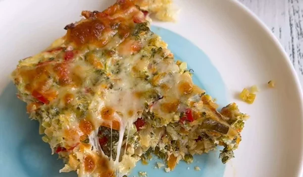 Λαχταριστή φριτάτα λαχανικών με 140 θερμίδες - Για όσους δυσκολεύονται να χάσουν βάρος!