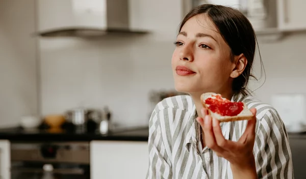 Η απλή συνήθεια στο γεύμα που θα σου εξασφαλίσει μεγαλύτερη απορρόφηση των θρεπτικών συστατικών