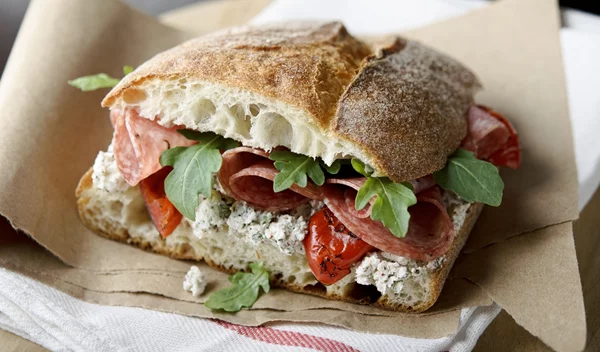 Τέσσερις βασικοί κανόνες για να φτιάξεις το πιο υγιεινό σάντουιτς