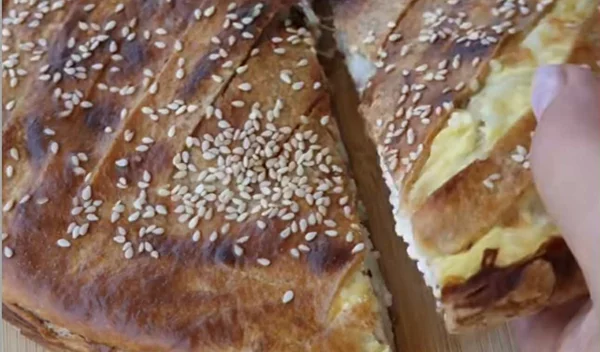 Εύκολη συνταγή για τυρόπιτα χωρίς φύλλο - Μόνο με τορτίγια ολικής