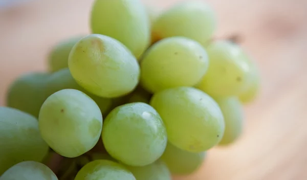 Το κόλπο για να μείνουν τα σταφύλια τραγανά και φρέσκα για μέρες – χωρίς να χαλάνε