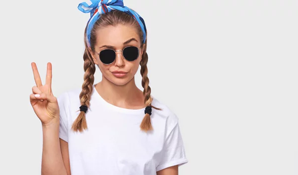 Οι αποχρώσεις ξανθού που πρέπει να δοκιμάσεις αυτήν την άνοιξη