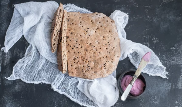 Πώς θα φτιάξεις πεντανόστιμη σπιτική λαγάνα