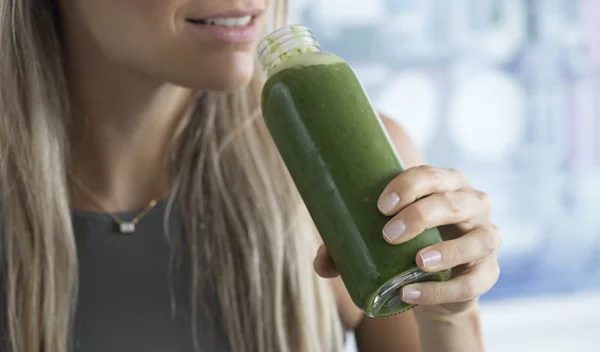 Αποτοξινωτικό smoothie με 3 υλικά - ιδανικό μετά το καλοκαίρι