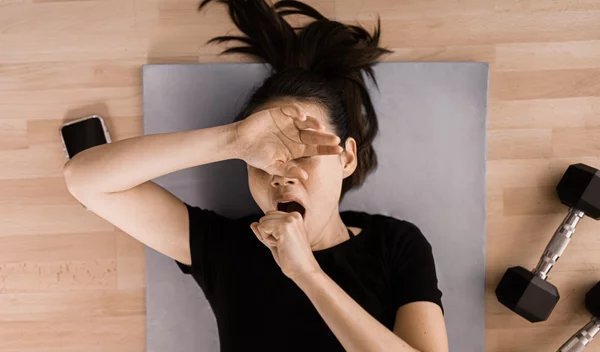 Γιατί νυστάζεις μετά τη γυμναστική; 5 tips να το αποτρέψεις