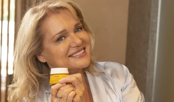 Αυτή είναι η πιο αξιέπαινη καμπάνια για την περιποίηση της επιδερμίδας στην εμμηνόπαυση