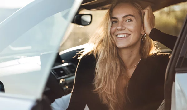 Η μικρή αλλαγή στα μαλλιά που κάνει κάθε εμφάνιση να δείχνει πιο μυστηριώδης