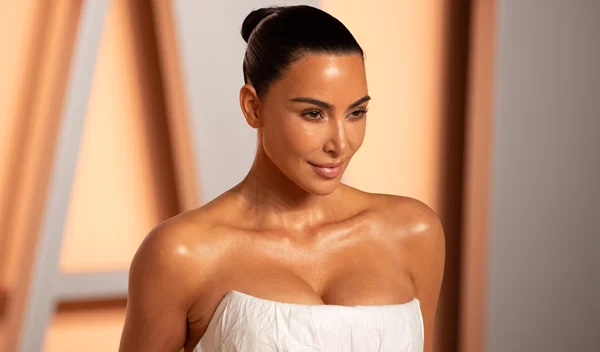 7 κιλά σε 3 εβδομάδες! Όταν η Kim Kardashian έκανε fast diet για να χωρέσει στο θρυλικό φόρεμα της Monroe