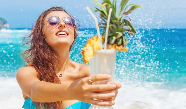 Editorial: You are the pina to my colada!