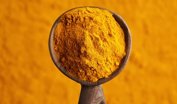 Κουρκουμίνη: Το "χρυσό" συστατικό που πολλοί μπερδεύουν με τον κουρκουμά
