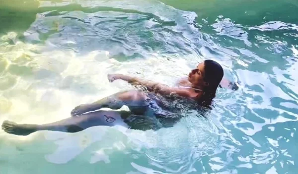 Η Νο 1 άσκηση στο νερό για κάψιμο λίπους από την Χριστίνα Μαυρίδου