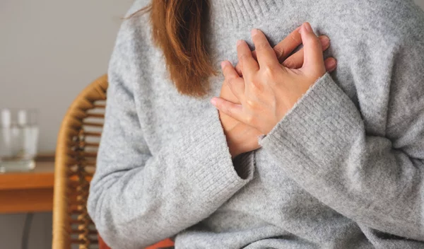 Πώς να καταλάβεις τη θρόμβωση πριν να είναι αργά – Αυτά είναι ύπουλα συμπτώματα