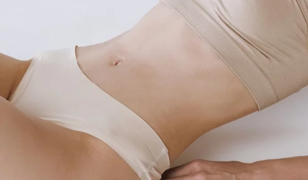 6 πράγματα που δείχνει το χρώμα της περιόδου σου για την υγεία σου