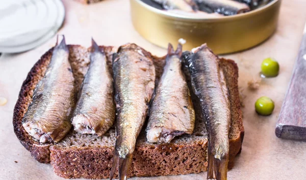 Είναι οι σαρδέλες υγιεινές; 9 εκπληκτικά οφέλη για την υγεία σύμφωνα με την επιστήμη