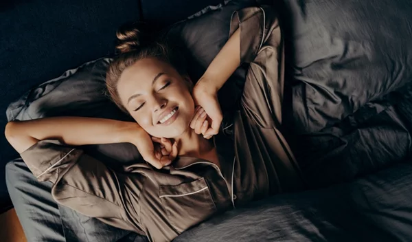 8 τρόποι να χάσεις κιλά ενώ κοιμάσαι