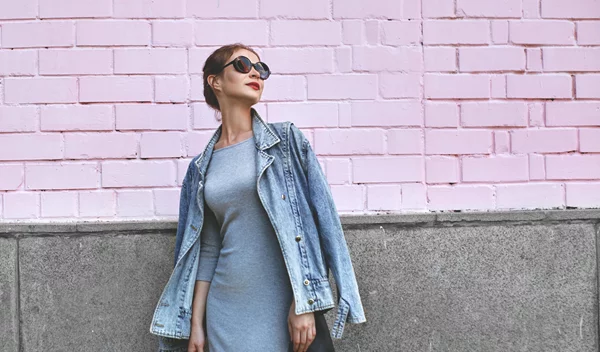 Έρχεται τριήμερο: 13 casual chic looks με τζιν που μπορείς εύκολα να αντιγράψεις