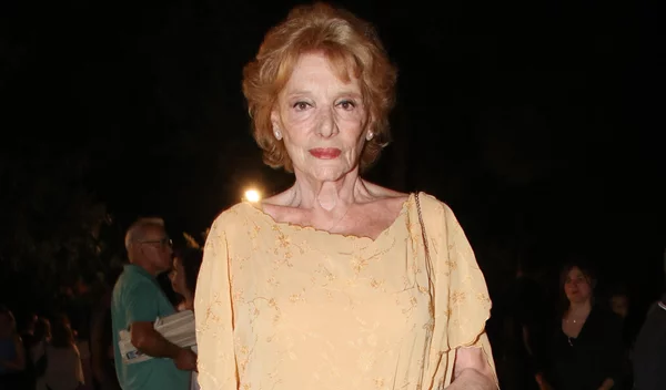 Μάρω Κοντού: "Στα 90 μου νιώθω 65!" - Αυτή είναι η ρουτίνα διατροφής και άσκησής της