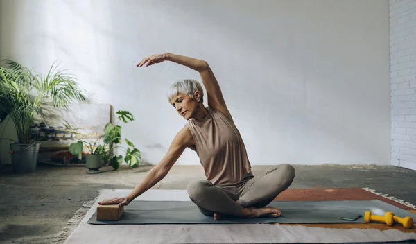 Πώς να αποφύγεις τις πτώσεις μετά τα 60 – Οι καλύτερες ασκήσεις ισορροπίας