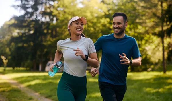 Runner's high: Γιατί το τρέξιμο μάς κάνει να νιώθουμε ευτυχισμένοι;