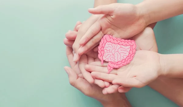 Ειλεός του εντέρου: Τα συμπτώματα που πρέπει να γνωρίζουμε