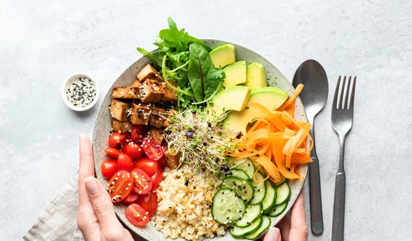 Σωστή διατροφή και υγεία: Οι κανόνες της βασικής διατροφής