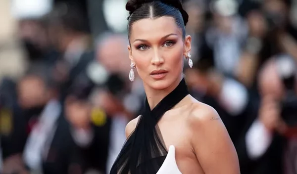 Το νο.1 (ασυναίσθητο) λάθος στο μακιγιάζ που σε κάνει να φαίνεσαι μεγαλύτερη