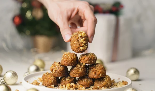 Μελομακάρονα της τελευταίας στιγμής - Xωρίς ψήσιμο, έτοιμα σε λίγα λεπτά