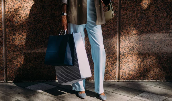 Black Friday: 5 tips για να κάνεις πραγματικά έξυπνες αγορές καλλυντικών